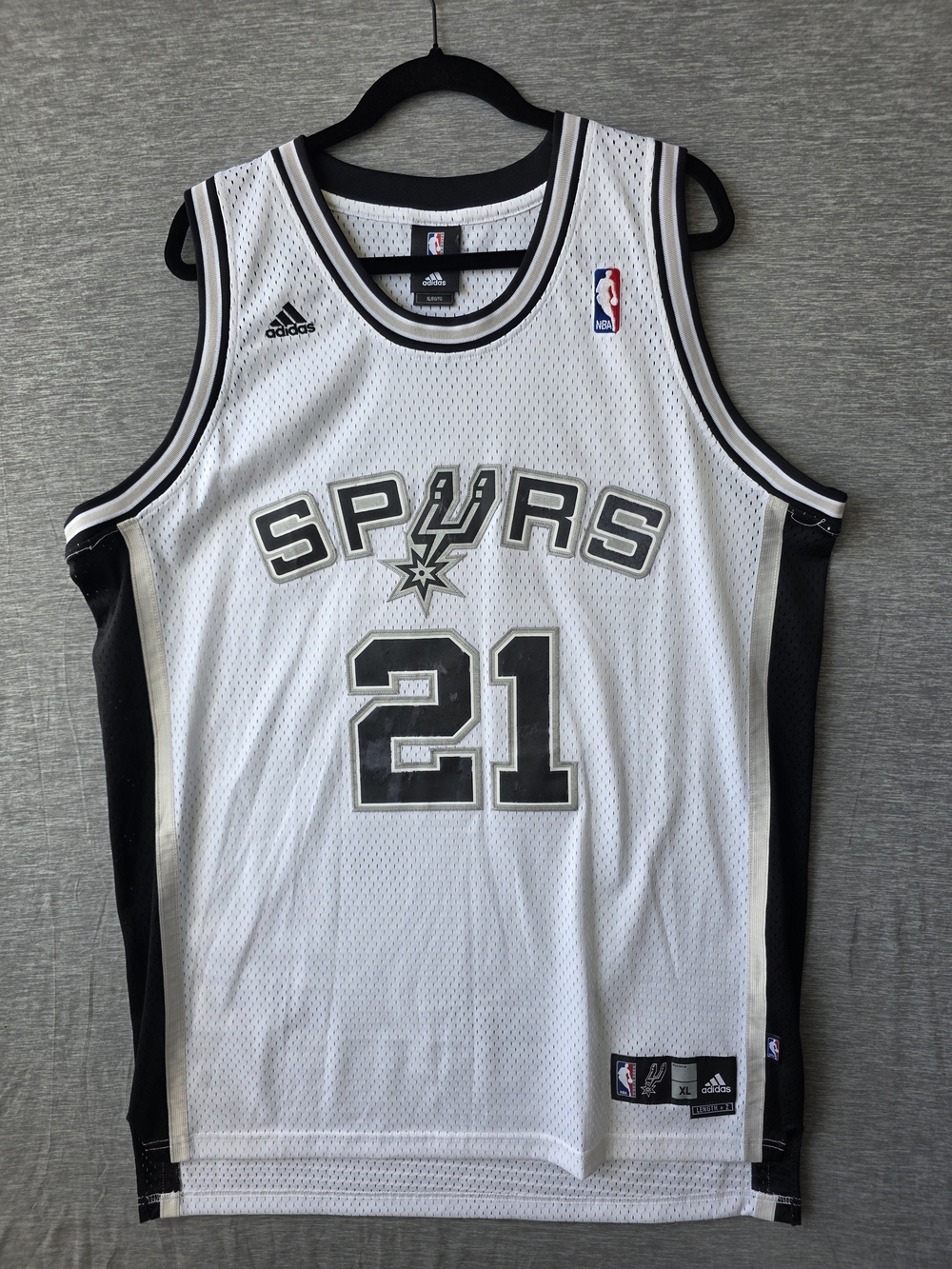 Vintage Adidas Swingman San Antonio Spurs Tim Duncan 21 Jersey XL-Worn Condition